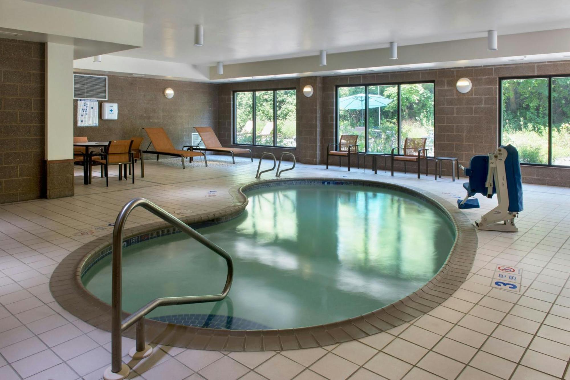 Hotel Courtyard Binghamton Vestal Exterior foto